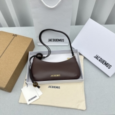 Jacquemus Satchel Bags